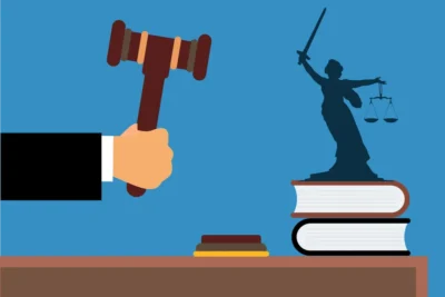 Defensa jurídica en el seguro de hogar: Cómo reclamar a tu comunidad de vecinos